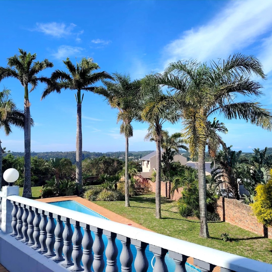 5 Bedroom Property for Sale in Beacon Bay Eastern Cape